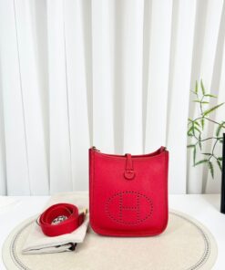 Hermes Taurillon Clemence Evelyne TPM Rouge Casaque