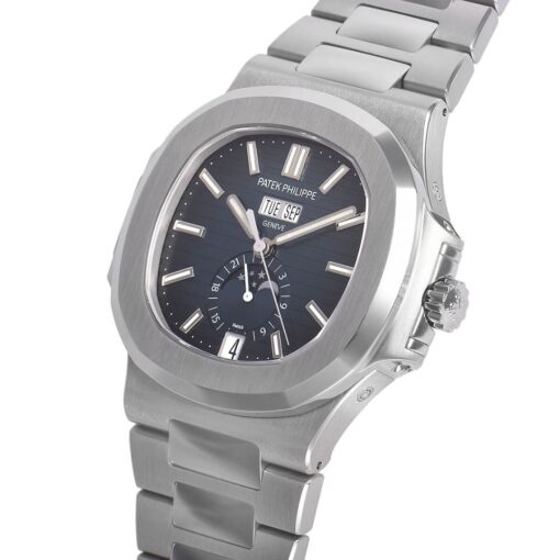 Patek Philippe Nautilus Annual Calendar 5726/1A-014 - Image 2
