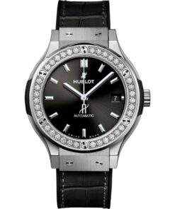 Hublot Classic Fusion Titanium Diamonds 565.NX.1470.LR.1204 Titanium Black Dial