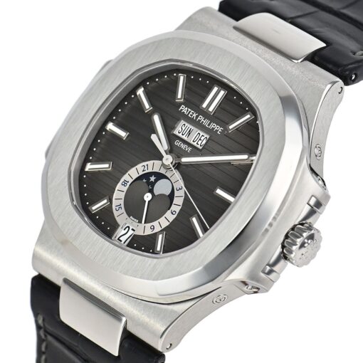 Patek Philippe Nautilus 5726A-001 - Image 2