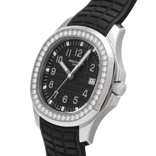 Patek Philippe Aquanaut Luce 5267/200A-001 - Image 2