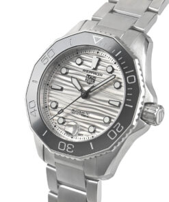 Alternative view of Tag Heuer Aquaracer Professional 300 Date WBP231C.BA0626